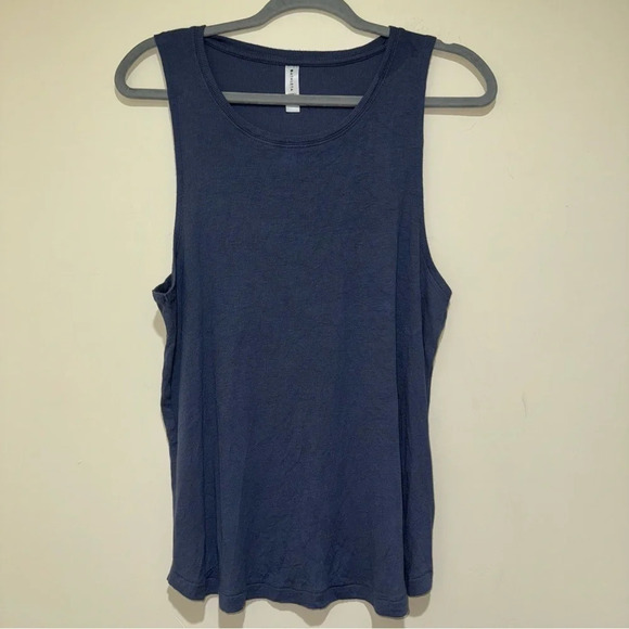 Women’s Athleta Brand Navy Blue Sporty Active Yoga Golf Gym Soft Tank Top Size M - Picture 1 of 13